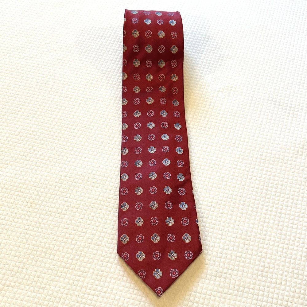 Ermenegildo Zegna 100% Silk Red with Floral Patterned Tie Perfect for Valentines